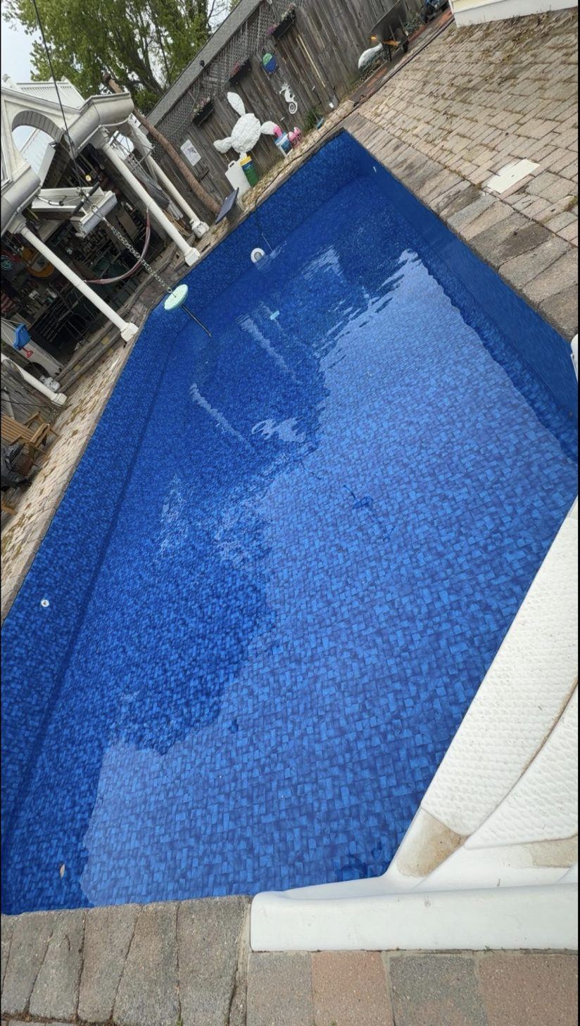 Freshly installed pool liner